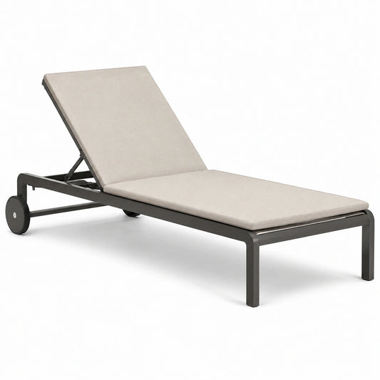 Bain de soleil en aluminium gris anthracite avec matelas beige, dossier inclinable et roulettes, 198 × 70 × 34 cm
